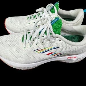Brooks Revel 6 Limited Edition Running Shoes